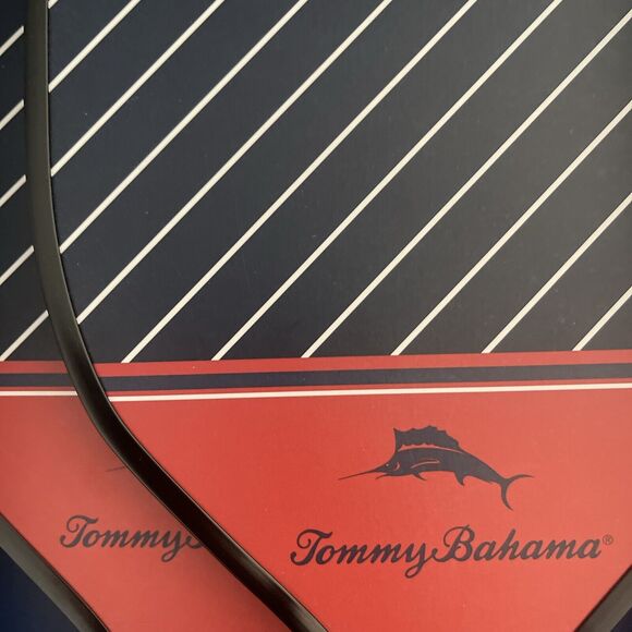Tommy Bahama Pickleball Set 2-Blue & Red Wooden Paddles 2-Yellow Game Balls NEW - Picture 4 of 7